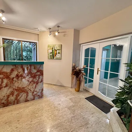 Mini N6 Private Bathroom And Kitchenette Apartman Limassol