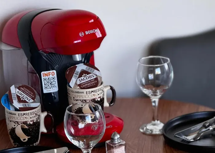 Mini N6 Private Bathroom And Kitchenette Lemesos